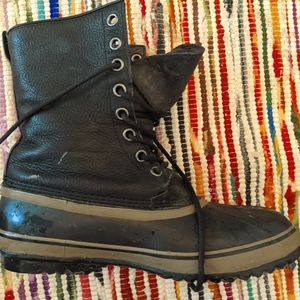 Sorel leather snow boots
